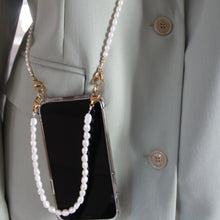 Load image into Gallery viewer, Mimi Wristlet Chain
